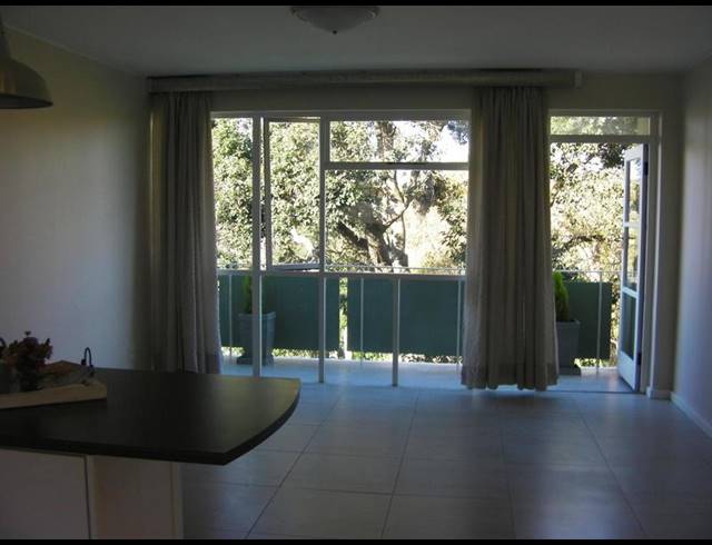 2 BEDROOM PROPERTY TO RENT IN ROSEBANK